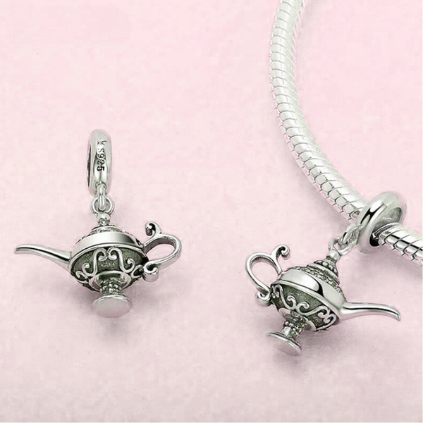 Sterling silver charm – Wish oil lamp with zirconia | Miracles and Magic collection