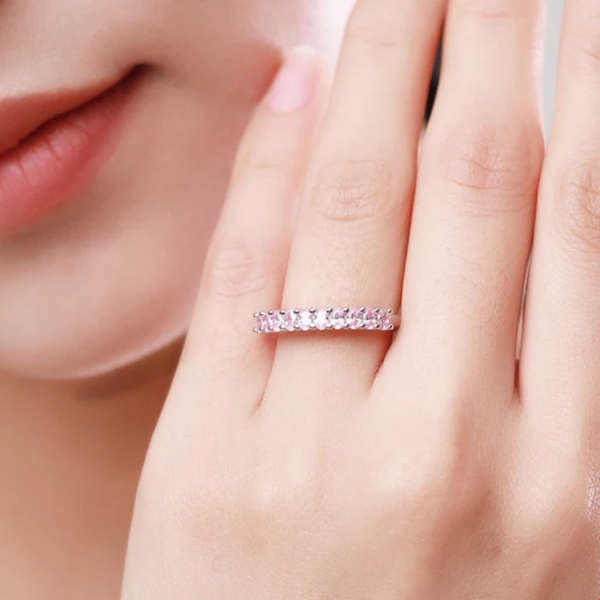 Amy – Silberner Ring mit rosa Zirkonia