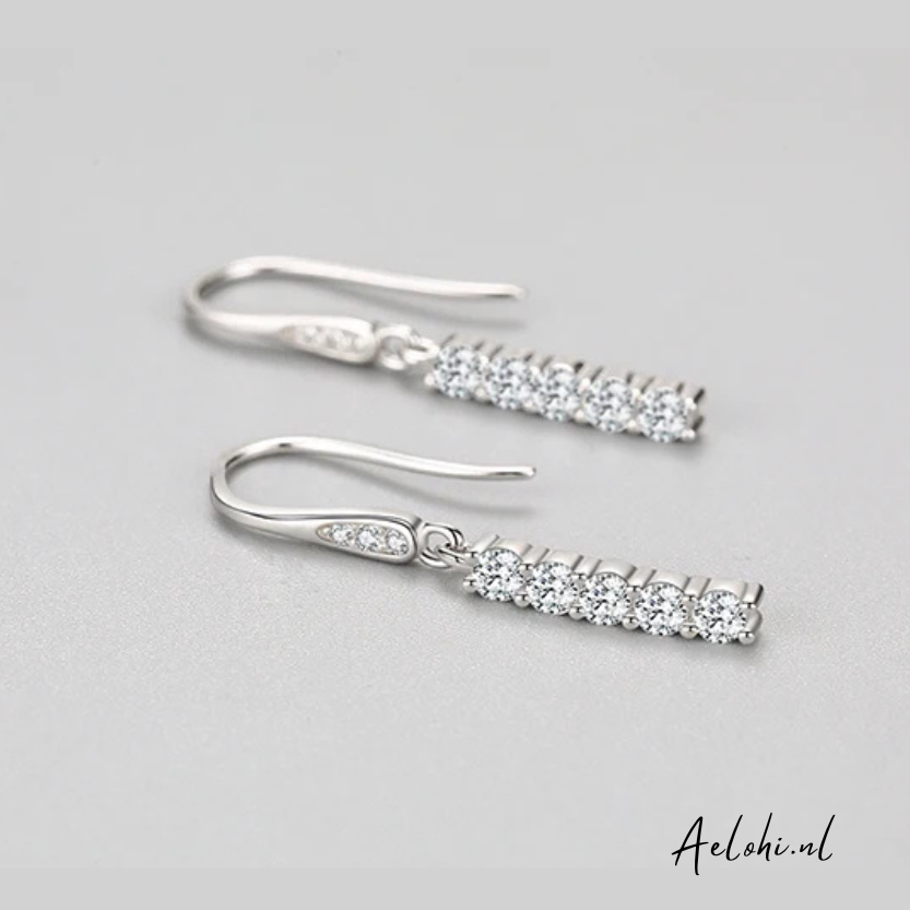 Shariva - Silver earrings with Zirconia