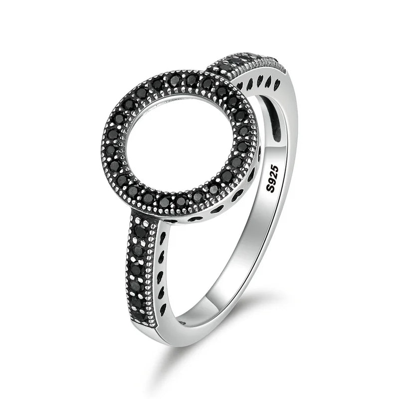 Freya Black - Silberner Ring mit Zirkonia-Unendlichkeitssymbol und Energieausgleich