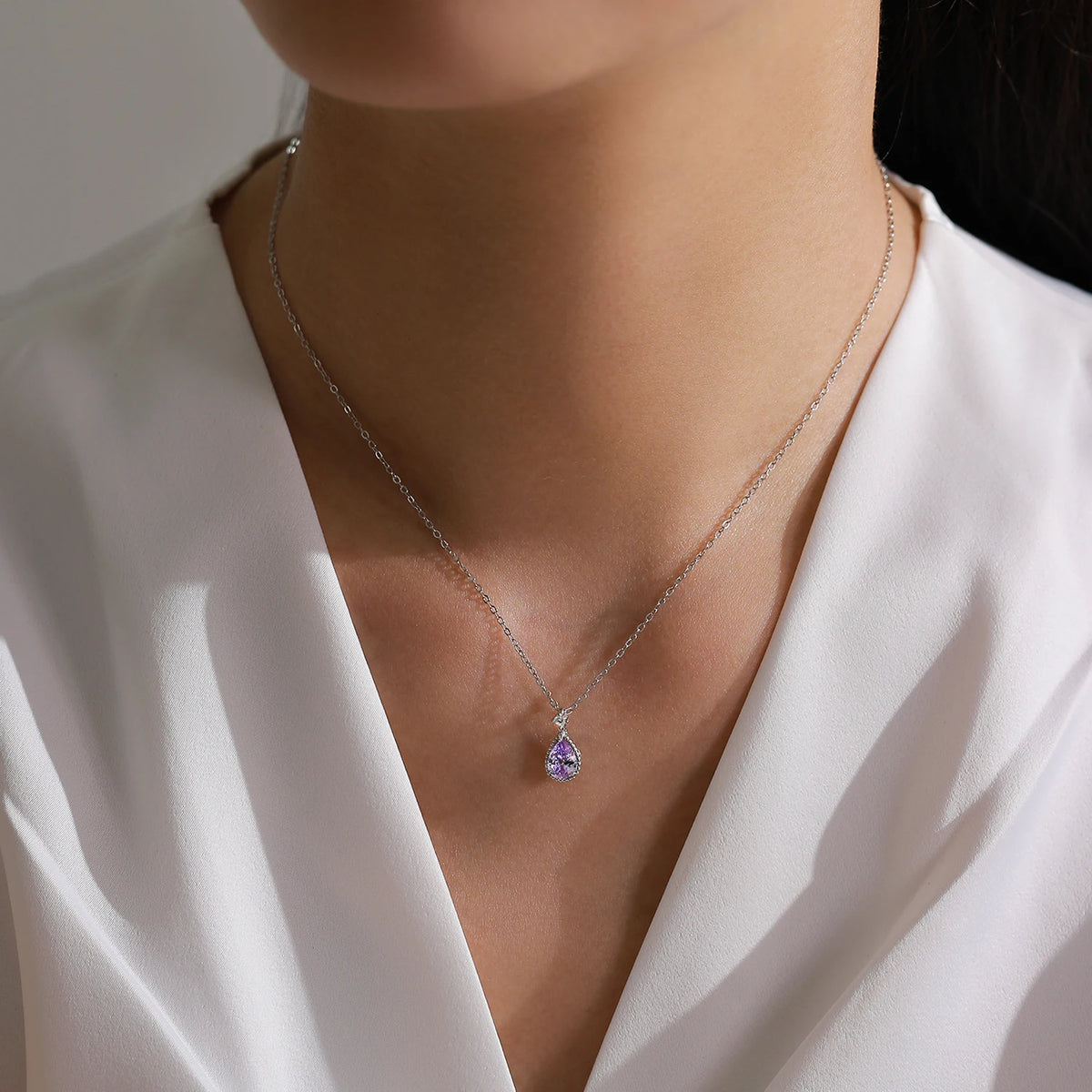 Julivienne – Schmuckset – Lila &amp; Weißer Zirkonia