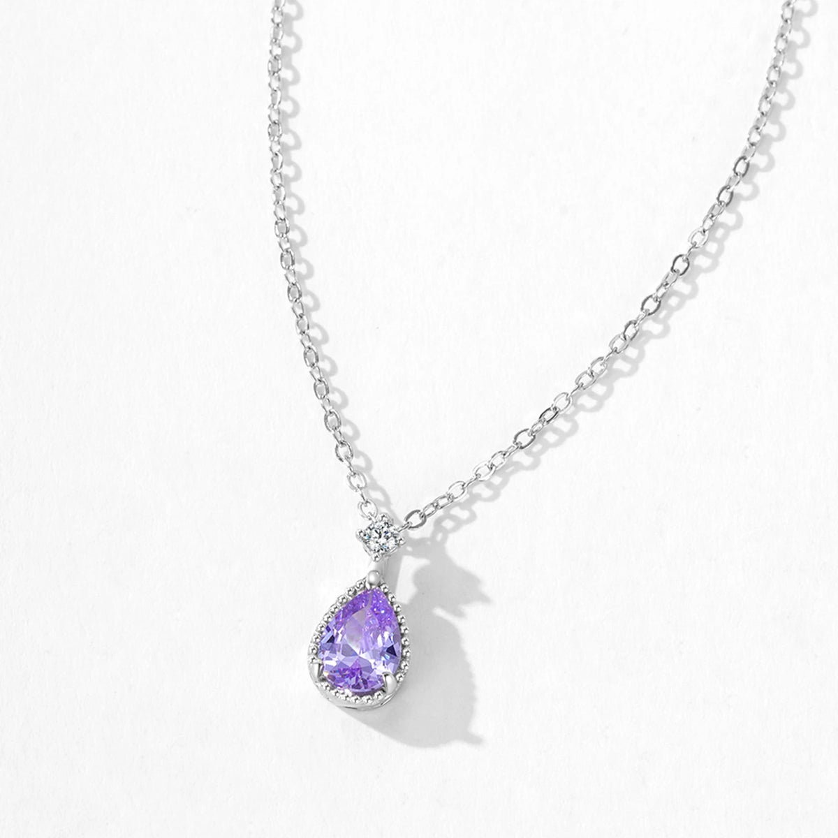 Julivienne – Schmuckset – Lila &amp; Weißer Zirkonia