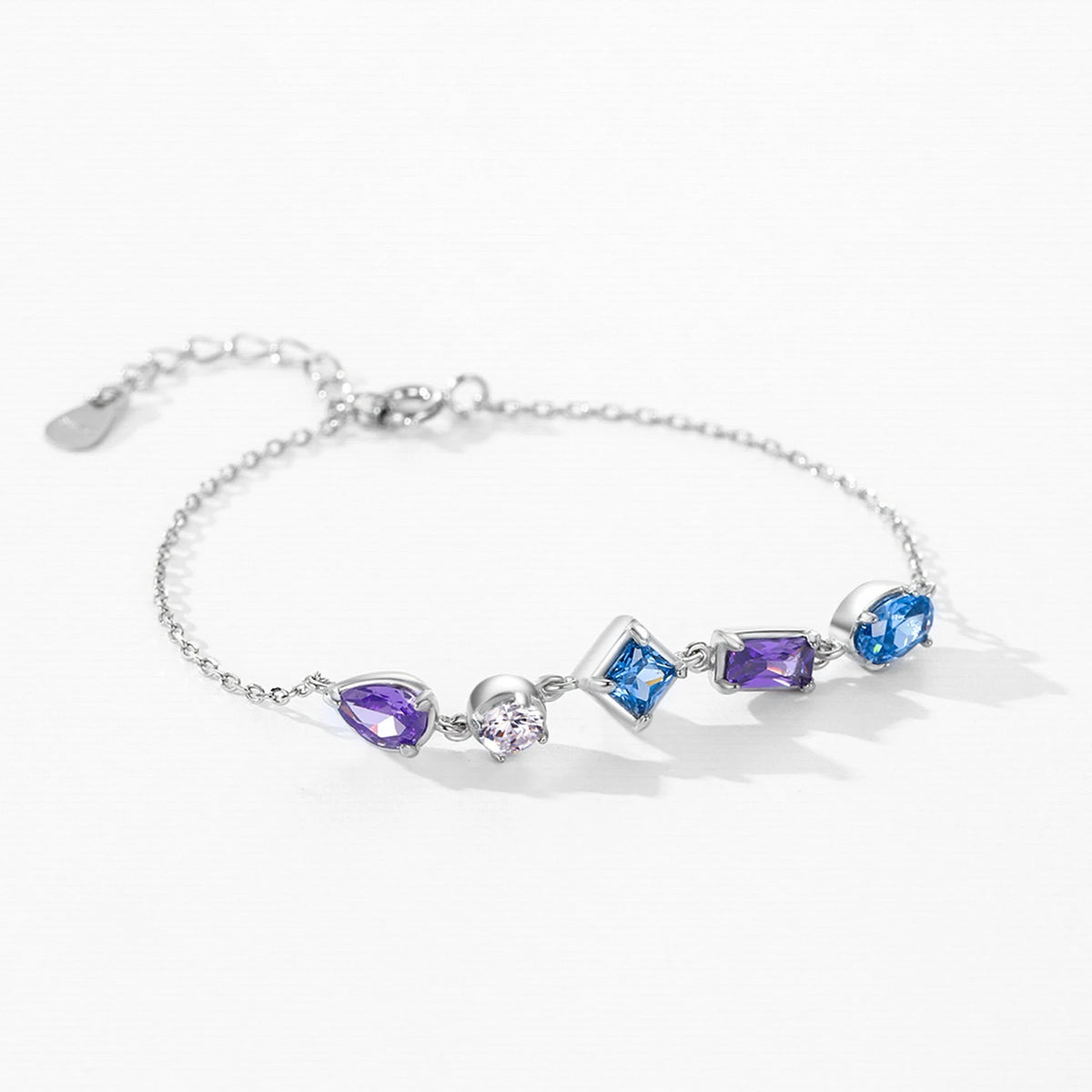 Friola - Zilveren Zirconia Armband